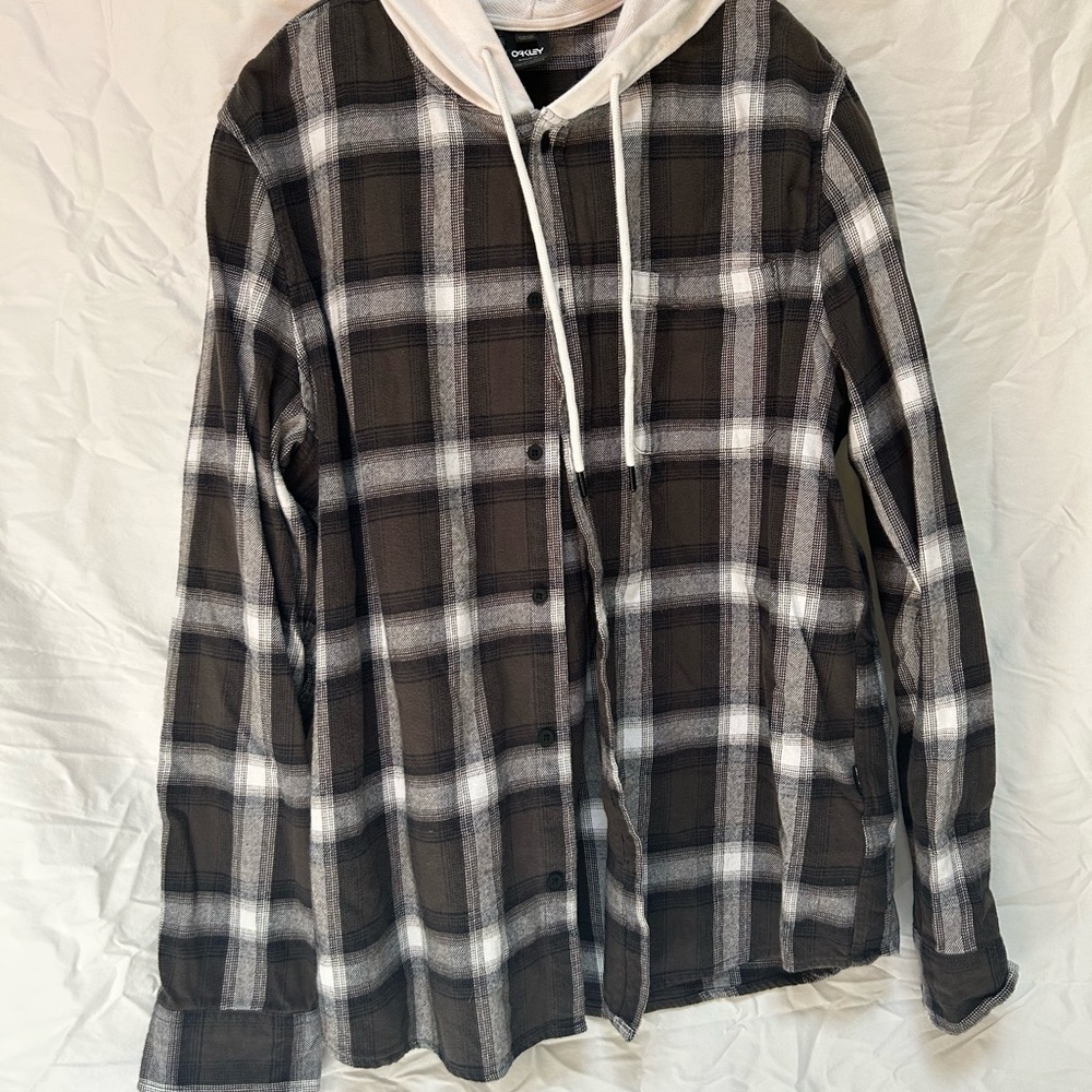 Oakley long sleeve button down with hood